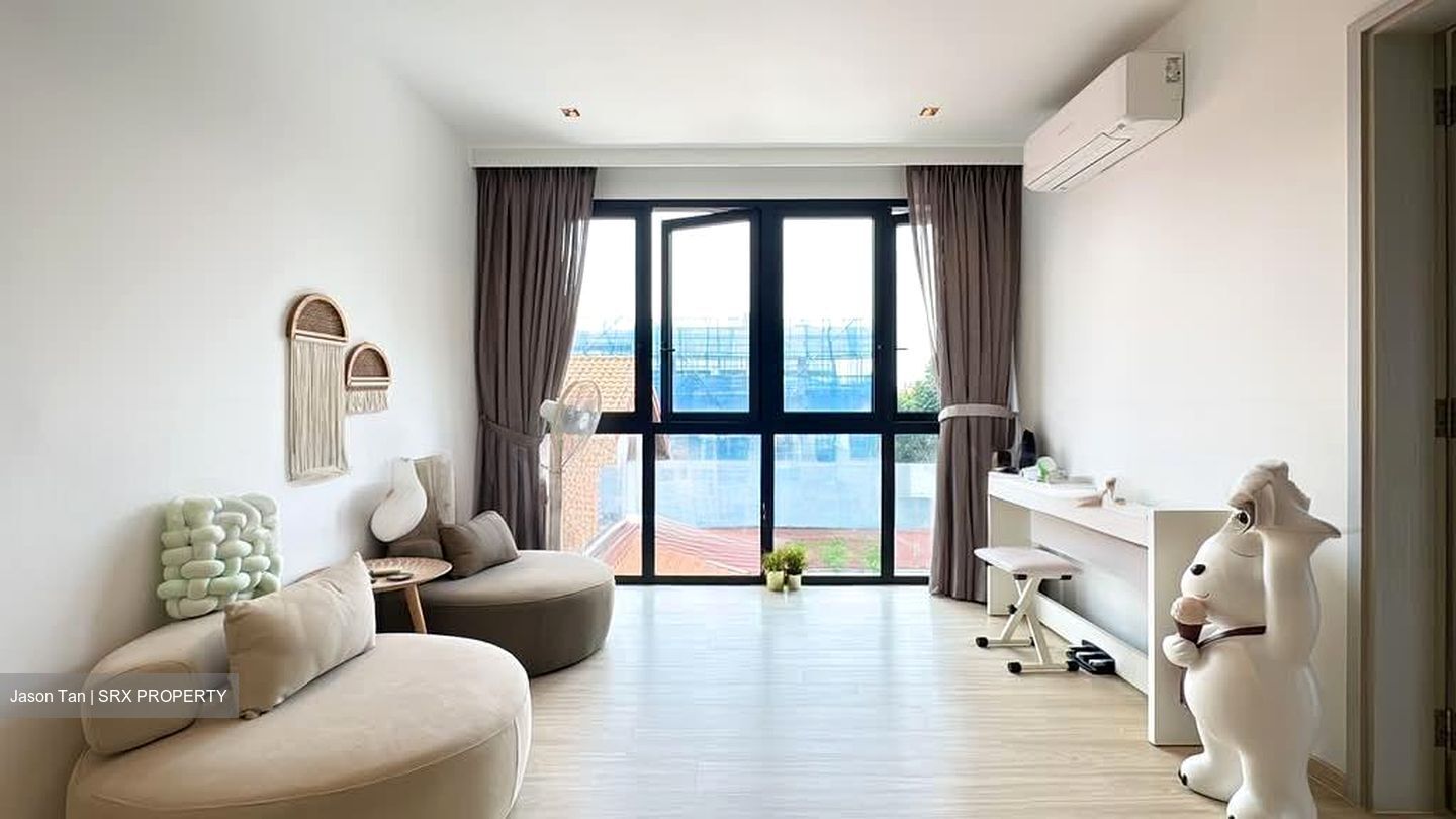 Rosyth Terrace (D19), Terrace #545099111